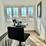 Apartamento Helles Super Zentral Mit Gratis Stellplaetzen N162