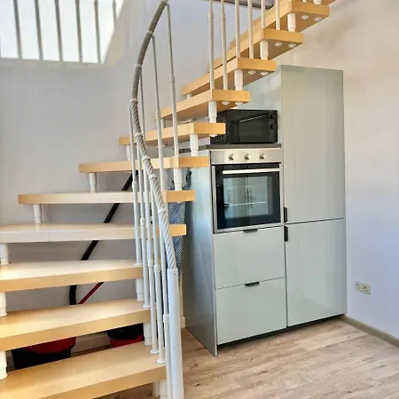 Helles Super Zentral Mit Gratis Stellplaetzen N162