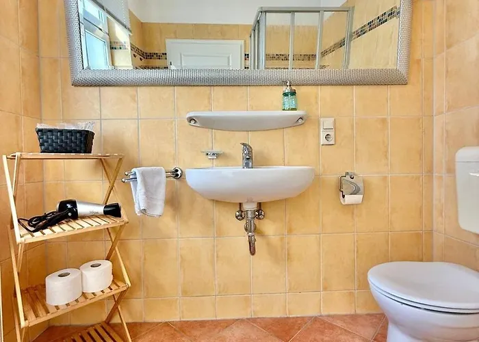 Helles Super Zentral Mit Gratis Stellplaetzen N162